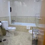 El Roble Palentino 호텔 세르베라데피수에르가