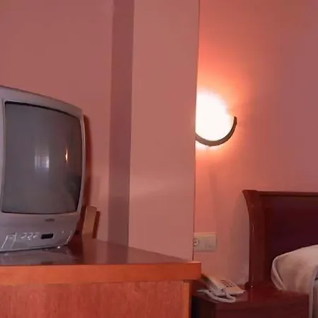 Szálloda El Roble Palentino Cervera de Pisuerga