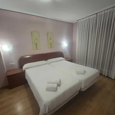Hotell El Roble Palentino 2*