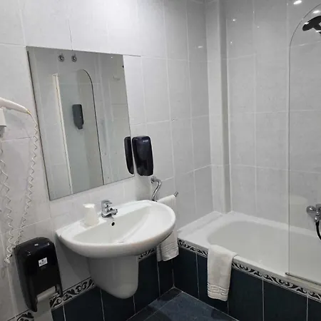 El Roble Palentino 2* Cervera de Pisuerga