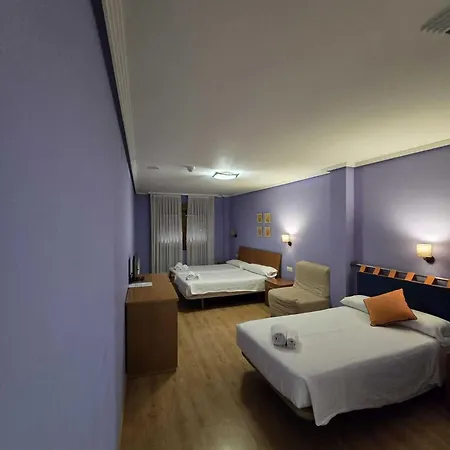 Szálloda El Roble Palentino 2*