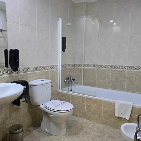 Szálloda El Roble Palentino 2*