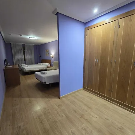 El Roble Palentino Hotell 2*