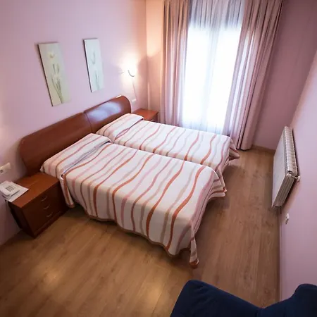 El Roble Palentino 2* Cervera de Pisuerga