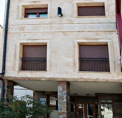 Hotel El Roble Palentino 2*